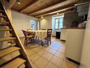 Dining - Mountain house with two barns and a garden (Planay)