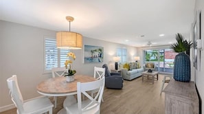 Interior - Coastal Comfort Steps from Crescent Beach Paradise – Aloha Kai #63 - Roelens (Siesta Key)