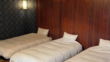Blackout curtains, free WiFi, bed sheets