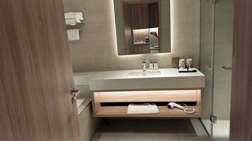 Shower, jetted tub, hair dryer, bidet