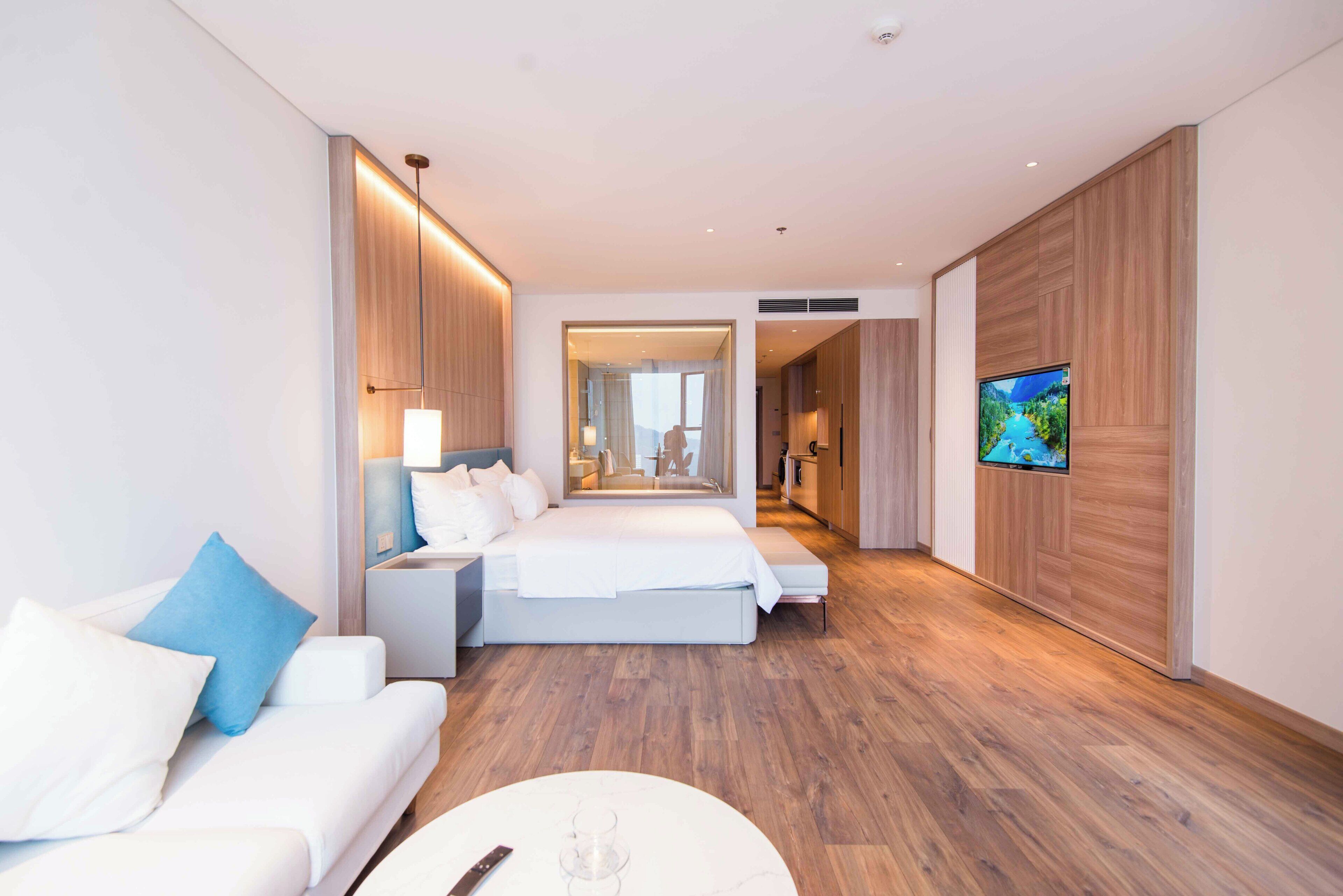 1 habitación, tabla de planchar con plancha y wifi 