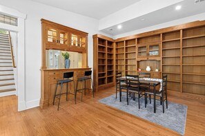 تناول الطعام