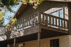 تفاصيل الفندق من الخارج