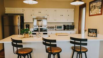 Microwave, oven, stovetop, dishwasher