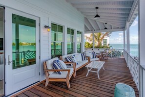 Terrace/patio - 3 bedroom Villa - Sunset Point, Abaco - Surf Inn Villa # 2 (Elbow cay)