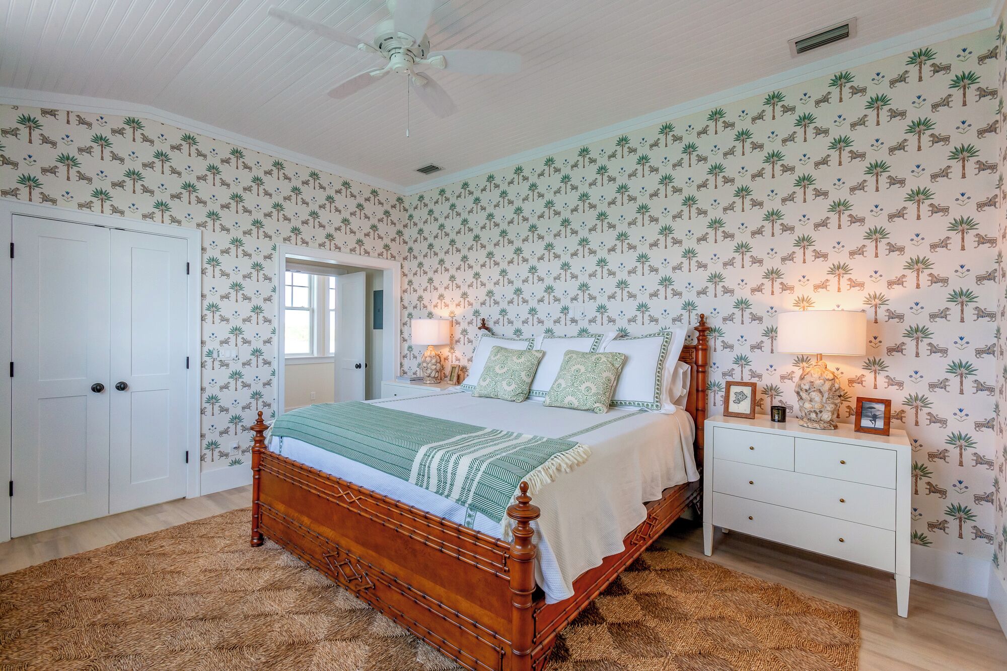 Wi-fi (inkludert) og sengetøy