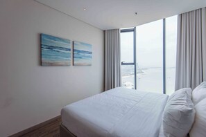 2 عدّة غرف نوم ومكواة/لوح كي وواي فاي