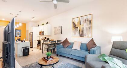 Riverwalk Luxury Haven Pool Free Parking