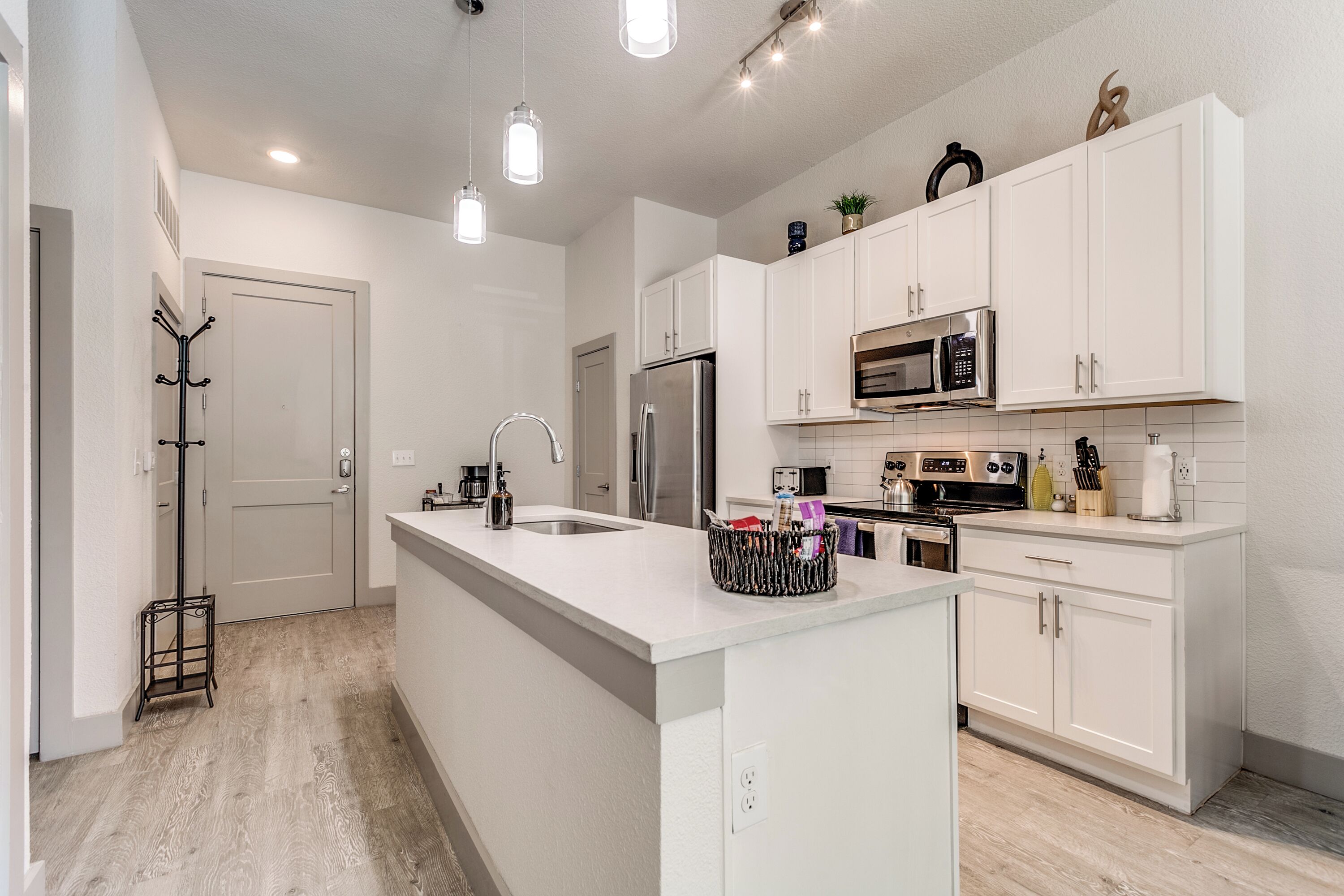 Condo, 1 Bedroom, Accessible, Smoking | Bahagian dalam