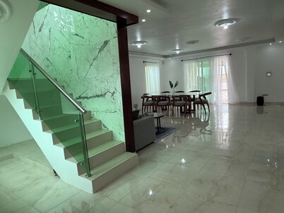 Modern Getaway with Private Pool, Montecristi