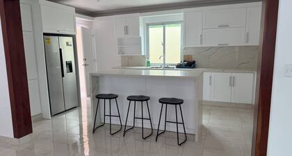 Modern Getaway with Private Pool, Montecristi