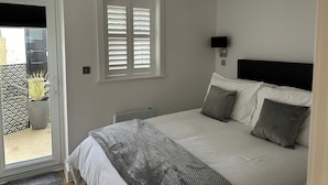 Unclassified image, 3 of 26, button - 59 Whitstable -  One Bedroom Ground Floor Flat (Whitstable)