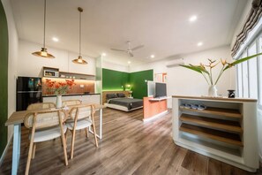Studio Premium, vue jardin | Minibar, bureau, Wi-Fi gratuit, draps fournis
