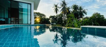 Nirvana Phangan Villas