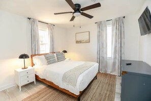 3 habitaciones, tabla de planchar con plancha, cuna de viaje y wifi 