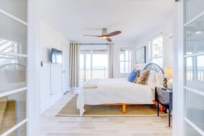 2 bedrooms, desk, iron/ironing board, travel cot - Sojourn | Ultimate Beach Front 2 Bedroom (Norfolk)