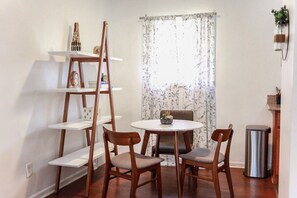 Dining - Sojourn | Ocean Hideaway unit 3 | 2 Bedroom (Norfolk)