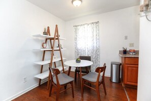 Dining - Sojourn | Ocean Hideaway unit 3 | 2 Bedroom (Norfolk)