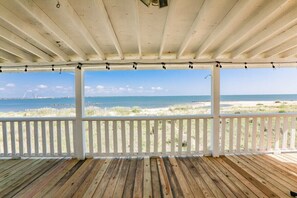Property grounds - Sojourn | Beach Front Escape | 3 BR (Norfolk)