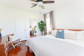 3 bedrooms, desk, iron/ironing board, travel cot - Sojourn | Beach Front Escape | 3 BR (Norfolk)