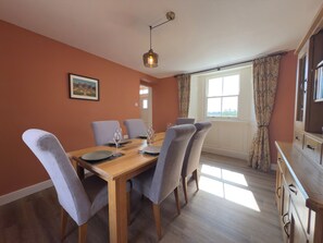 Dining - Peace Cottage (Darlington)