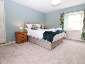 3 bedrooms, individually decorated, individually furnished, free WiFi - Peace Cottage (Darlington)