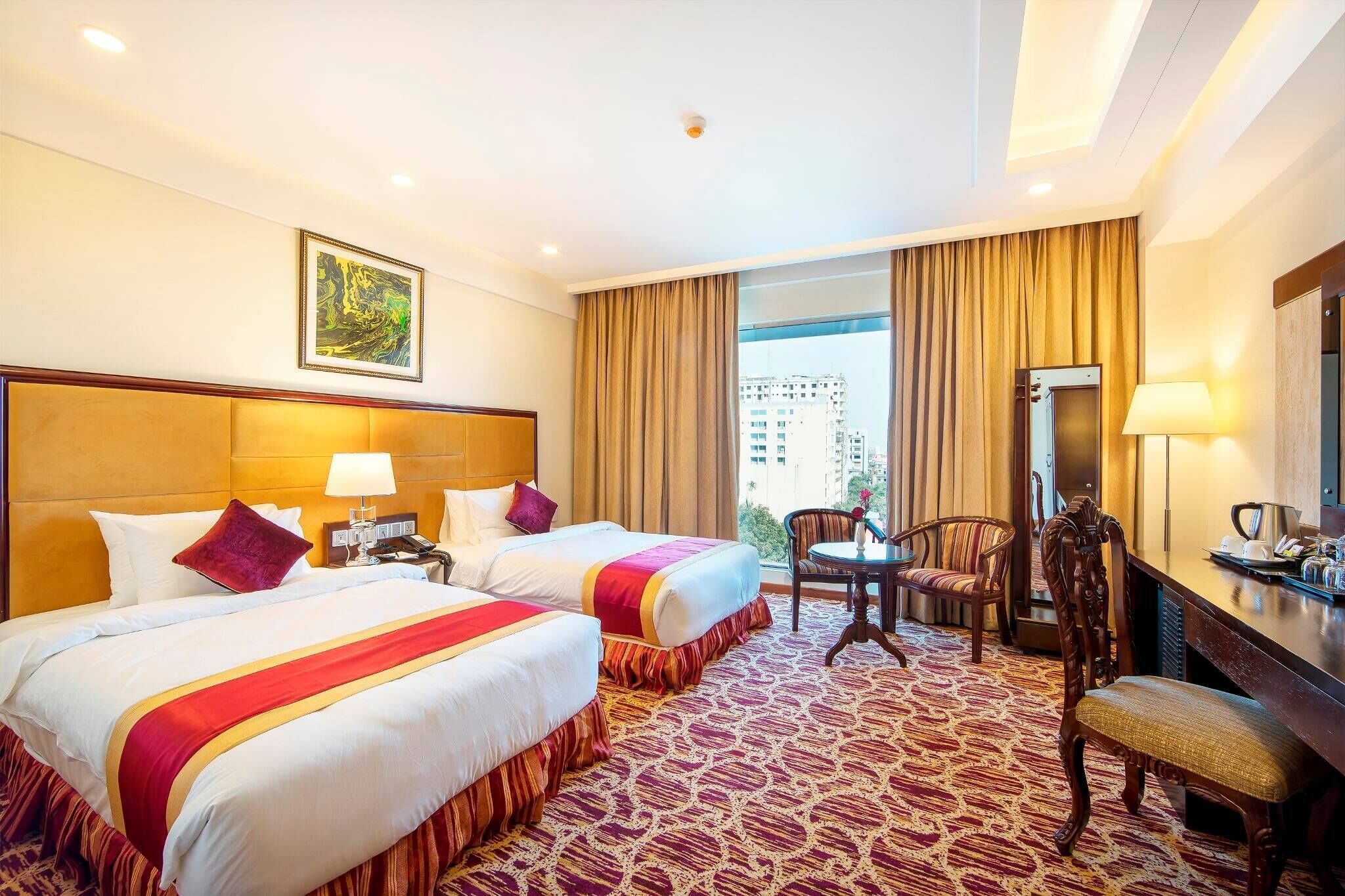 华丽双床房 | 免费 WiFi、床单