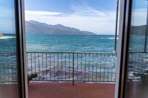 Interior - Gabbiana - three-room apartment on the sea (Portoferraio)