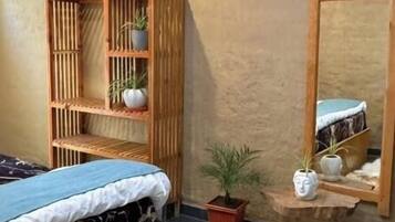 Chambre Double ou avec lits jumeaux, vue montagne | Coin séjour