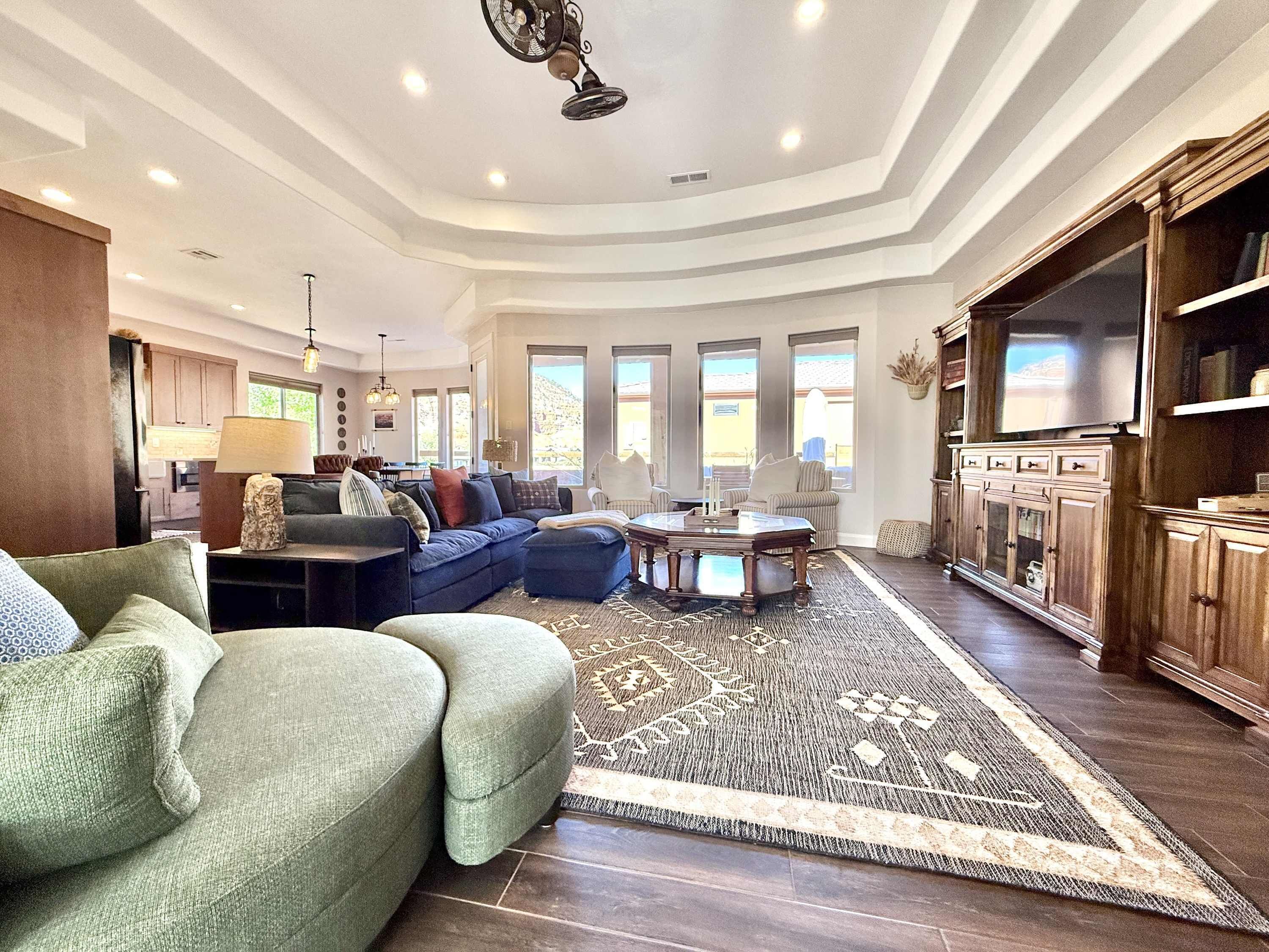 電視、壁爐、 辦公室