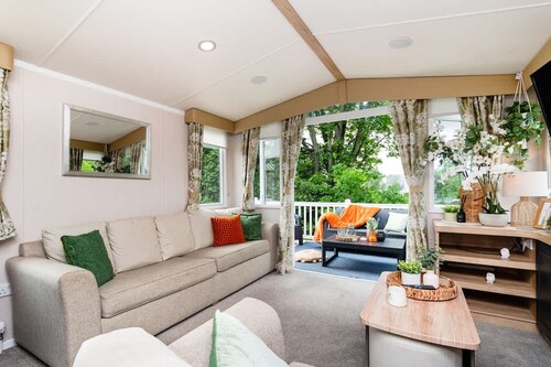 3 Bedroom Luxury Caravan