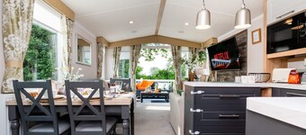 คาราวานหรู 3 ห้องนอน