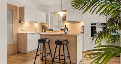 Holiday home with terrace whirlpool, families welcome!