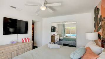 3 bedrooms, iron/ironing board, WiFi, bed sheets