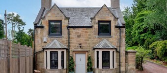 2 Bedroom Cottage-hot Tub-free Parking