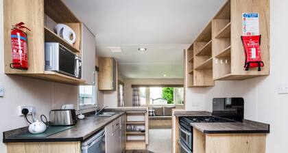 3 Bedroom Caravan - Seton Sands