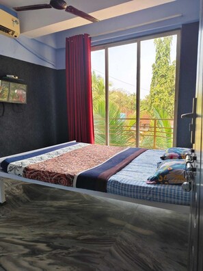 Deluxe Room | Free WiFi