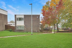 4 عدّة غرف نوم