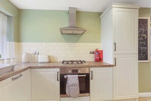 4 عدّة غرف نوم