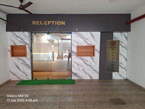 مدخل المنشأة