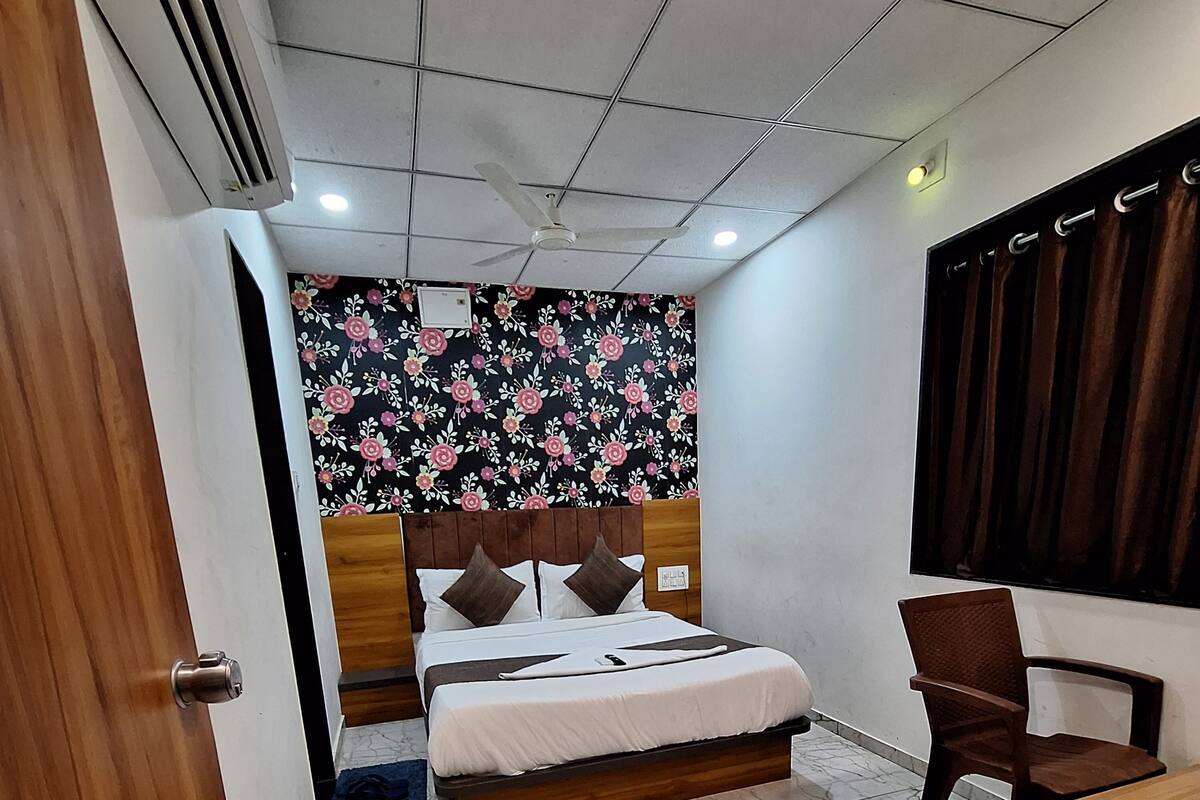 Standard Room, Air conditioning | Desk, laptop workspace, free WiFi