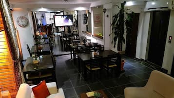 Quầy tiếp tân