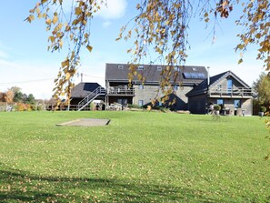 Enceinte de lâhĂ©bergement