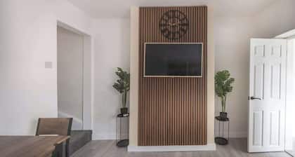 3bedroom 2 Bathroom House-free Parking 5 Beds