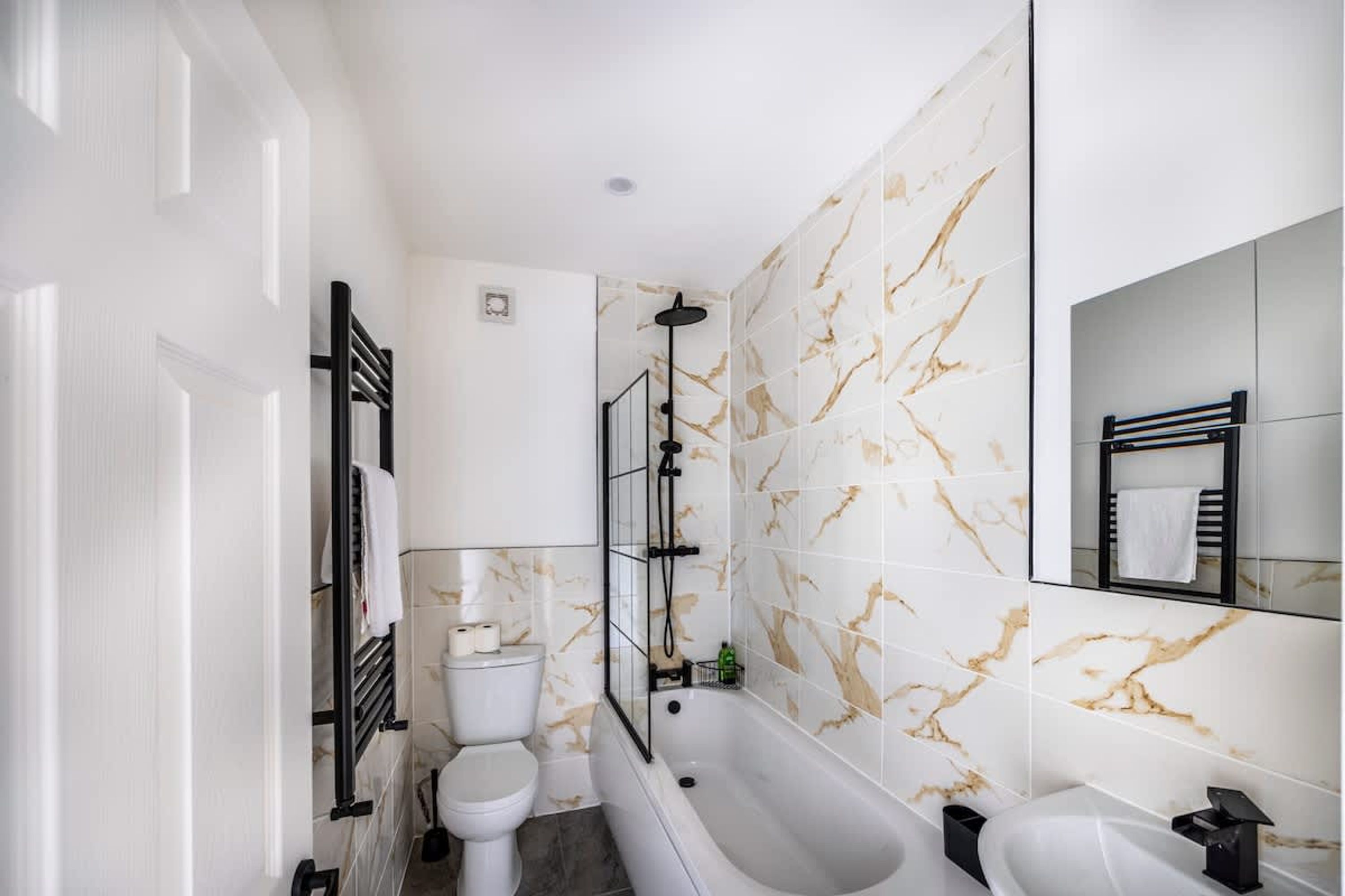 3 عدّة غرف نوم