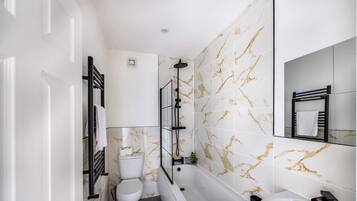 House | 3 bilik tidur