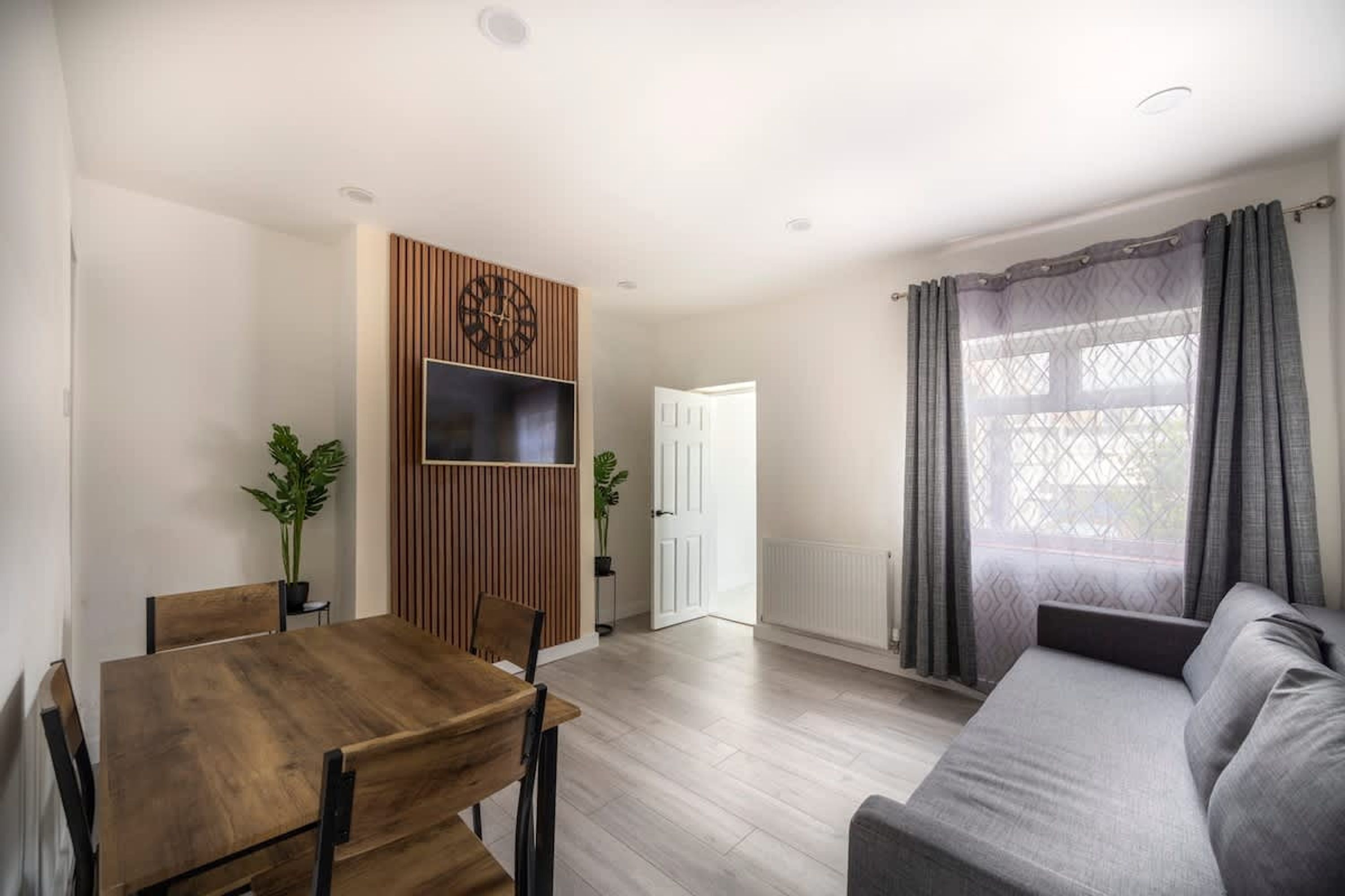 3 عدّة غرف نوم