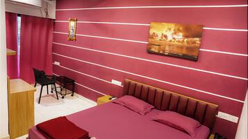 Luxury Double Room, Balcony | Desk, laptop workspace, free WiFi