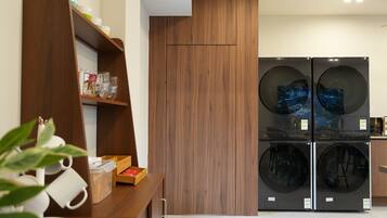 Free daily self-serve breakfast