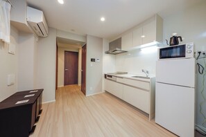 Fridge, microwave, stovetop, cookware/dishes/utensils - A 4minute walk from Asakusa StationCapacity 6 / Sumida Ward Tokyo (Sumida Ward)
